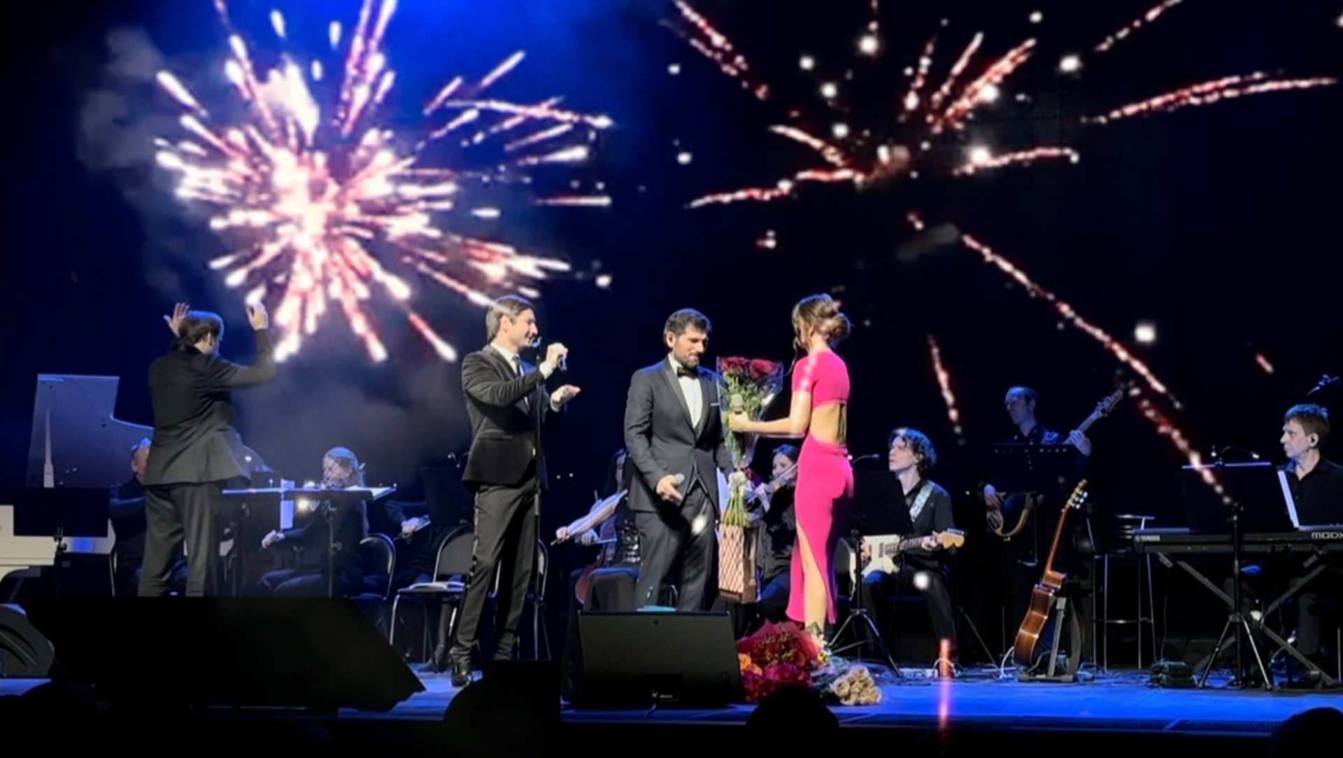 ДЕНЬ РОЖДЕНИЯ ШАРИПА УМХАНОВА в театре «Градский Холл». КАК ЭТО БЫЛО ✨🎁🎉🍾👏 29.03.2025