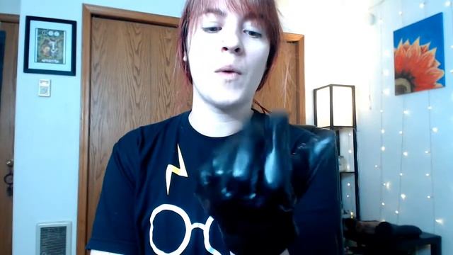 Toy Review - Spiked Leather Vampire Gloves for BDSM, courtesy of Naughty Betty's! смотреть онлайн