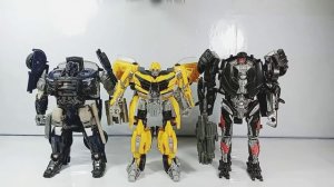 Transformers the Last Knight Premiere Edition Deluxe Class Bumblebee Toy Review