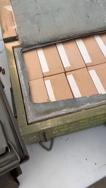 Opening 7.62mm Crate смотреть онлайн
