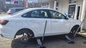 Новые литые диски на новую Лада Веста