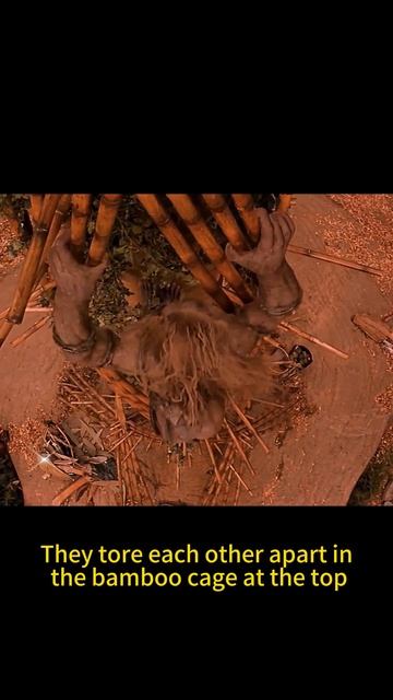 The monsters are blowing darts into the crowd.#shorts #movies #film смотреть онлайн