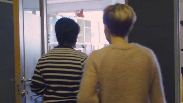 Into the worm lab смотреть онлайн