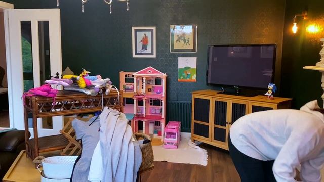 Charity Shop Haul/ Thrift haul/ Thrifted garden/ budget garden ideas uk