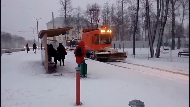 Витебский трамвай-снегочист ВТК-01 ГС-11 смотреть онлайн