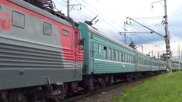 Приветливый ЧС2К-834 с пассажирским поездом №83 