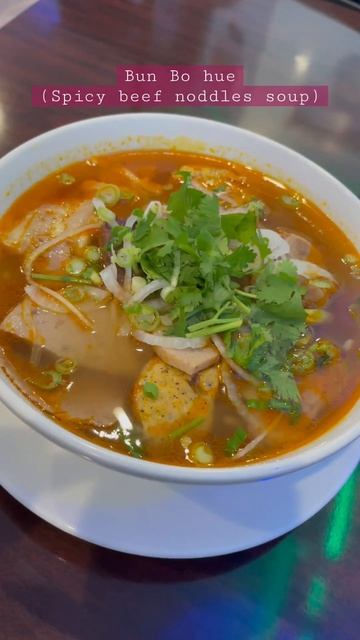 Bun Bo Hue (Beef Noodles Soup)