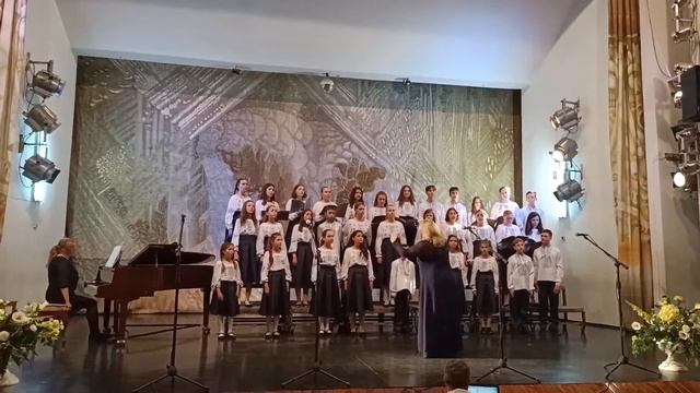 М.Д.Леонтович обр.нар.пісні ,,Ой три сестриці,, смотреть онлайн