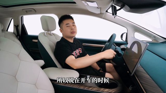 十万级奶爸车新选择，宝骏云朵静态体验首发！ смотреть онлайн