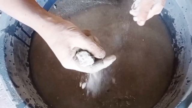 ASMR🌪super Dusty Super Soft Pure Cement Reused💦water Crumbling&dipping🔊👌super Satisfying Sound#asmr