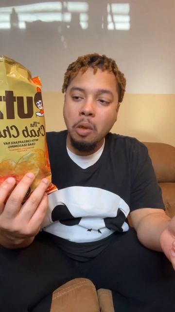 Let’s try Utz The Crab Chip with Chesapeake Bay Crab Seasoning #tastetesting #foodreview #chips смотреть онлайн