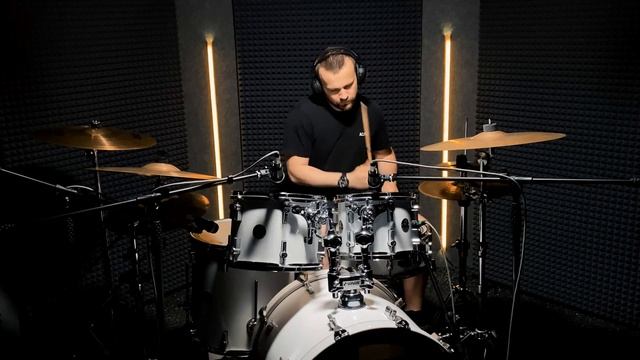 Deep Purple - Smoke on the Water - drum cover (DRUM SOUND) смотреть онлайн