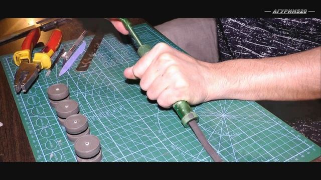 Как слепить танк с рабочей ходовой из пластилина смотреть онлайн