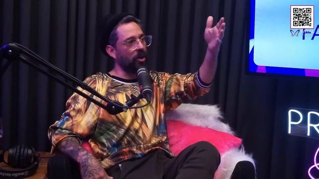 PRIMEIRA EXPERIÊNCIA COM HOMENS | Cortes do Prosa Guiada смотреть онлайн