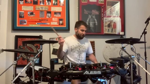 Drum cover- “Last one standing” Skylar Grey, Polo G, Mozzy, Eminem смотреть онлайн