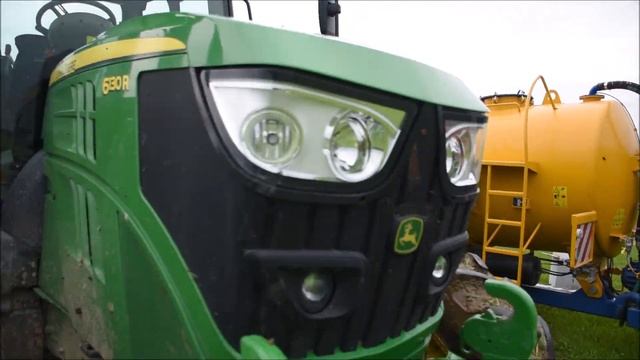 Nový postřikovač AMAZONE UG 2200 super plus John Deere 6130R смотреть онлайн
