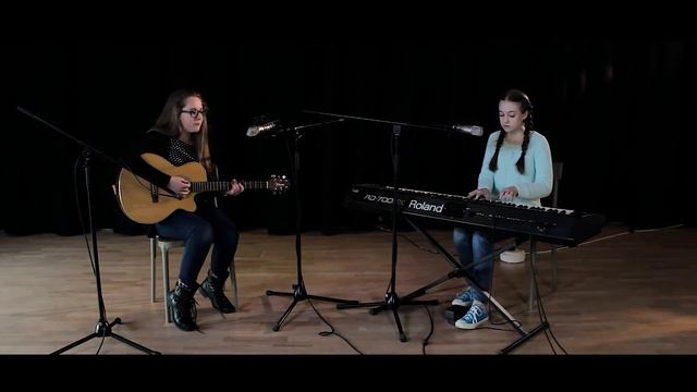 Free by Lily Fletcher and Bethany Gedge смотреть онлайн