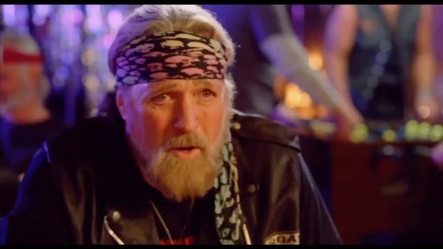 РЕЗАК УЗНАЕТ, ЧТО ЖДЕТ ЕГО В ТЮРЯГЕ смотреть онлайн