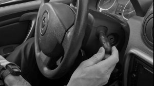 12.04.2025 Дастер - меняю правый подрулевой переключатель