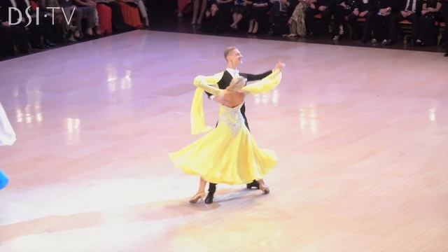 Under 21 Ballroom Champions Dima Moroz & Kristina Kuzenko Final Waltz British Open 2019 - DSI TV смотреть онлайн
