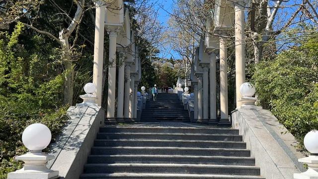 Ежедневная вебкамера Ялты 15 апреля 2025 смотреть онлайн