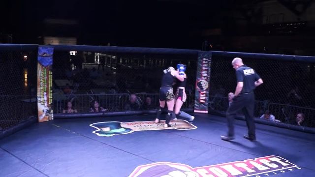 LILLIAN TREZISE VS AVA CIOCI 140 LB K1 RAGE IN THE CAGE 18 смотреть онлайн