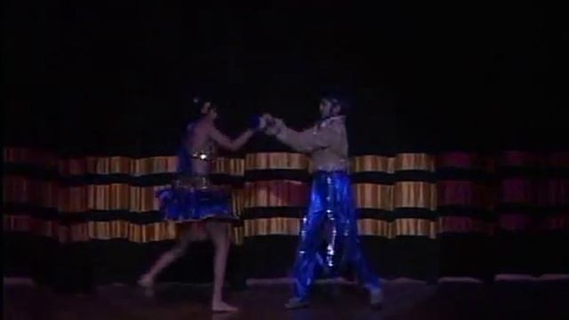 Utsav Dance Duet Dance - Drumi Nandu & Param Rita смотреть онлайн