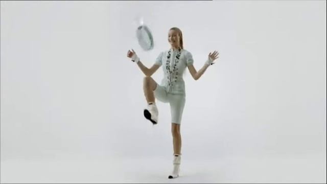 CHANEL - Chance Eau Fraîche смотреть онлайн