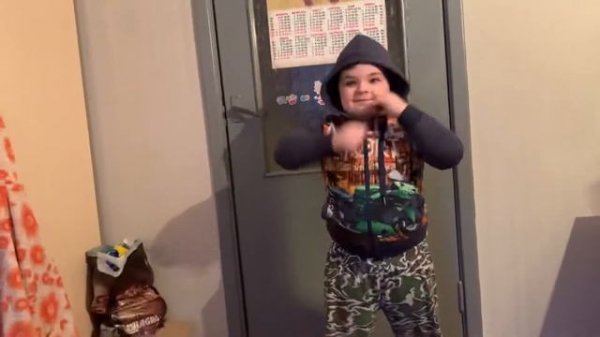 Танец Ты пчела 🐝 я пчеловод