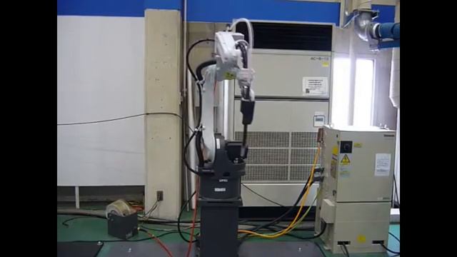 Сварочный робот Panasonic TM-1400 смотреть онлайн