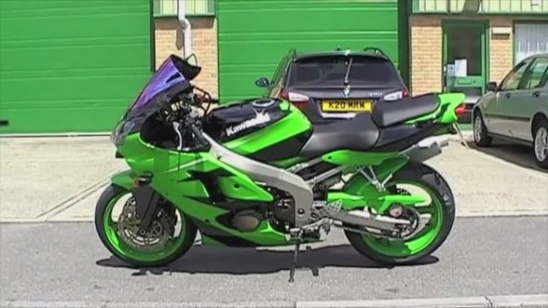 Kawasaki ZX-6R/ZX636 2000-2002/ZZR600 2006-2008 Official Video