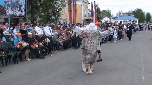 Шуя. День Победы 2016г Синий платочек смотреть онлайн