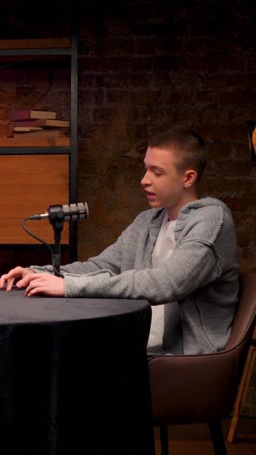 ЭНЕРГИЯ ЧЕРЕЗ ЭКРАН 🤩 ПОЧЕМУ КОЛОГРИВЫЙ И ЯНКОВСКИЙ ПОКОРЯЮТ ЗРИТЕЛЕЙ? #григорийстолбов #янковский смотреть онлайн