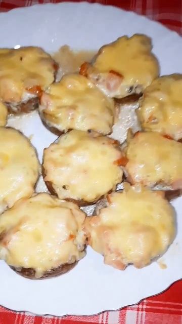 Фаршированные шампиньоны /вечеринка/гости #влог #едимдома #еда #мукбанг #чтонаужин