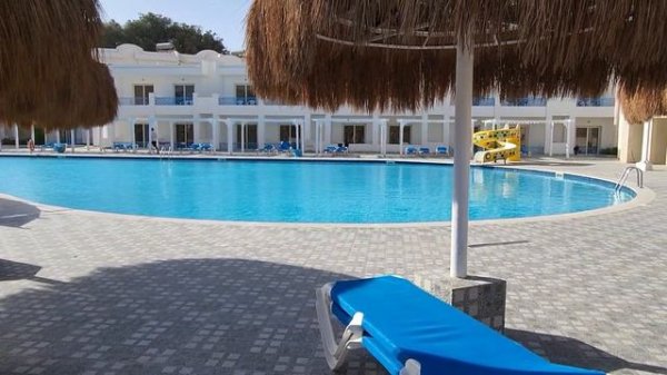 Обзор Mirage Bay Resort & Aqua Park 4*