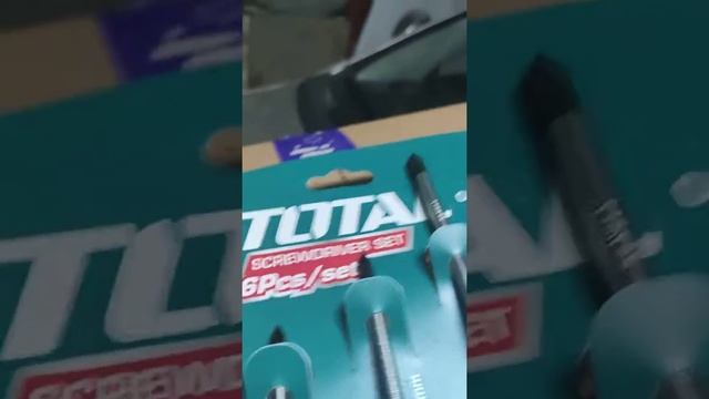 Заказал набор отвёрток ... Быстро , недорого , и упаковка радует !!! смотреть онлайн