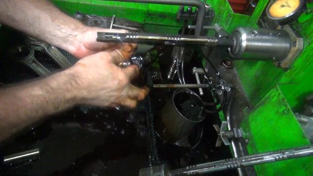 #114 1977 XLCR 1000cc motor rebuild thunder heads XL sportster Harley ironhead tatro machine смотреть онлайн