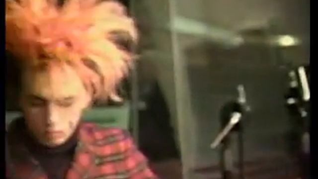 Atsushi singing Hearts смотреть онлайн