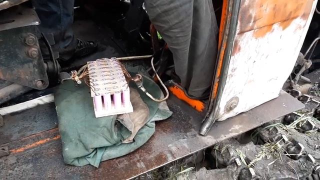 Запуск дизеля А-41, трактор ДТ-75 от батареек смотреть онлайн