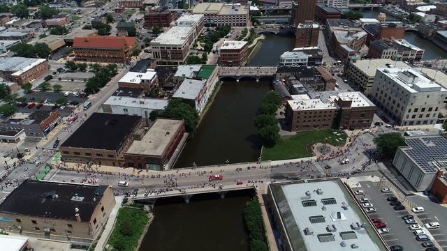 Aurora Pride Parade Drone 8 смотреть онлайн