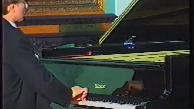 Maxim Skogorev. Debussy. 2 Epigraphes antiques. 1998 смотреть онлайн