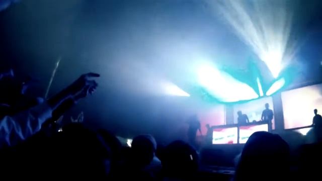 Skream and Benga Ft. SGT Pokes !! DubNation Tent Fall Massive 11/26/2011 смотреть онлайн