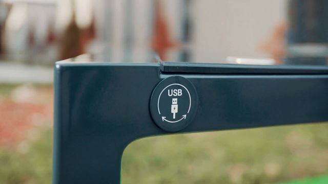 City Gecko - Solar bench Supreme смотреть онлайн
