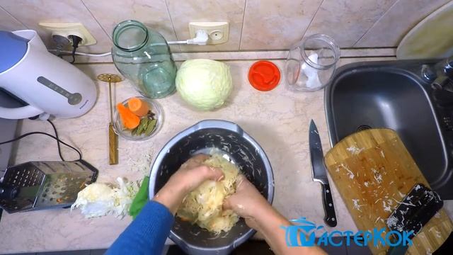 Учимся квасить капусту