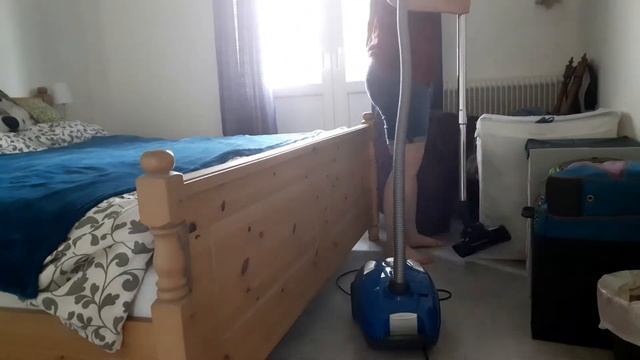 Speed Cleaning Video (bed And Livingroom)