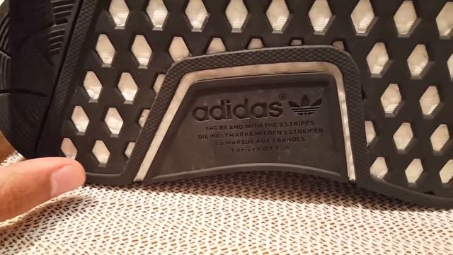 ADIDAS NMD R1 JAPAN (TRIPLE BLACK) REVIEW + ON FEET смотреть онлайн
