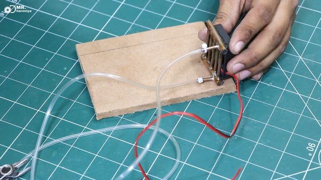 - 3.5 °C || दुनिया का सब से छोटा Refrigerator || How To Make Mini Refrigerator