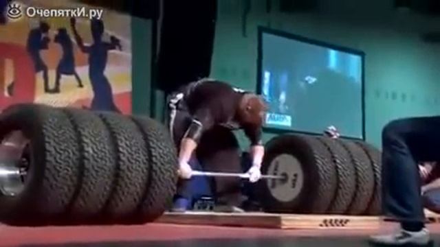 Подражаемое поднятие штанги весом 485 кг смотреть онлайн