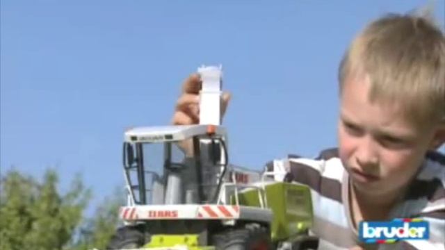 Настоящий уборочный комбайн для настоящей игры смотреть онлайн