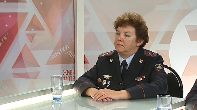 РАЗБЕРЁМСЯ. ГИБДД: ВСЁ ВНИМАНИЕ НА ДОРОГИ! смотреть онлайн